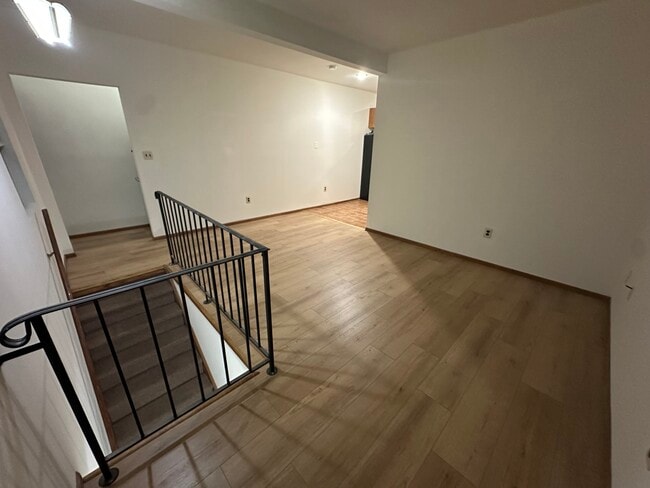 Photo - 1747 E 2nd St Unit 2