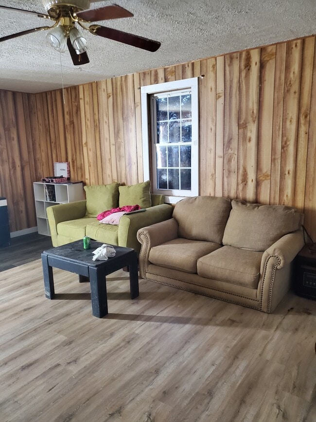 Photo - 6677 Penns Chapel Rd