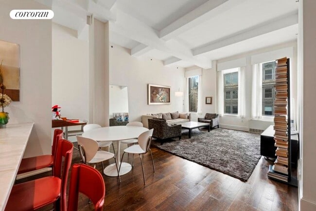 Building Photo - 48 E 21st St