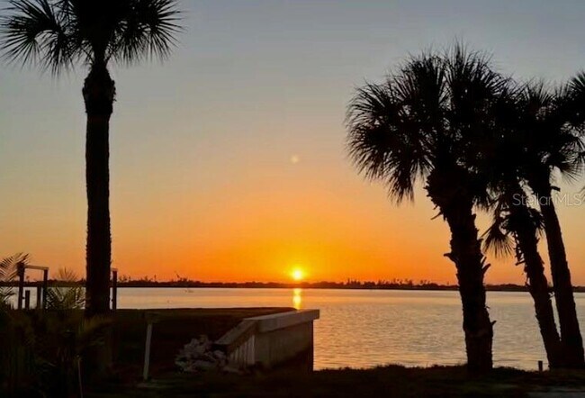 Photo - 870 S McCall Rd