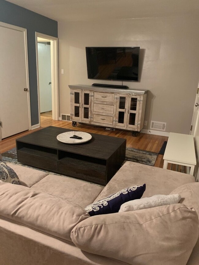 Photo - Gorgeous Home in Bountiful!