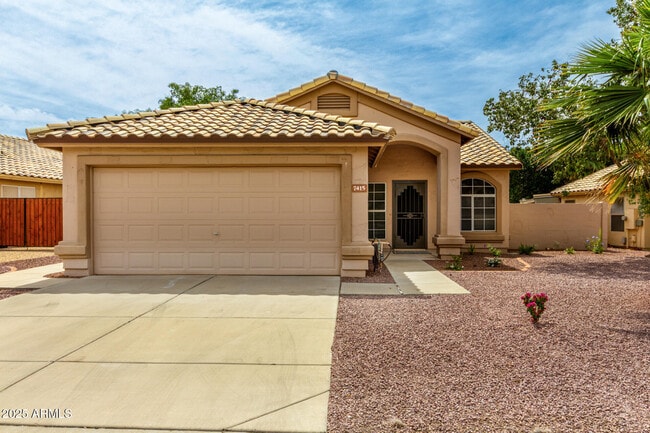 Building Photo - 7415 W Crest Ln