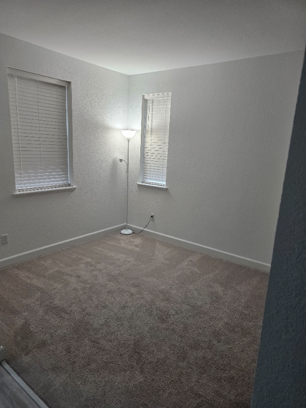 Building Photo - 1844 Chandler Dr Rental