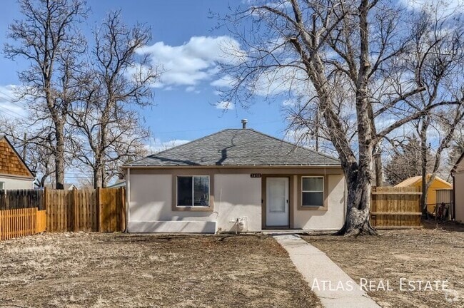 Building Photo - 3450 Birch Street Rental
