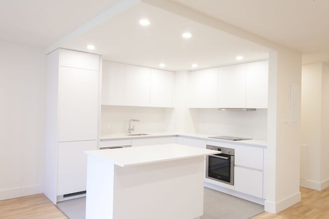 Photo - 4800 Maisonneuve Blvd W Unit 603