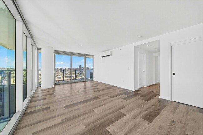 Photo - 1500 Rycroft St Unit 2701