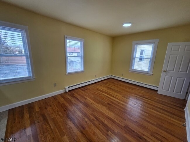 Photo - 5 Bay Ave Unit 2