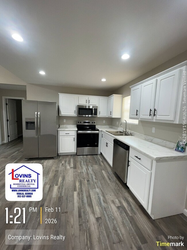 Photo - 1200 Cadillac Dr