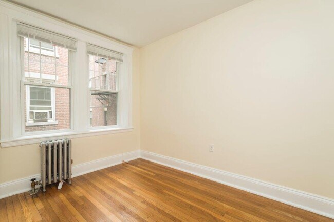 Photo - 286 Chestnut Hill Ave Unit 2