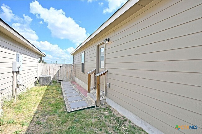 Photo - 2973 Greenbriar Rd