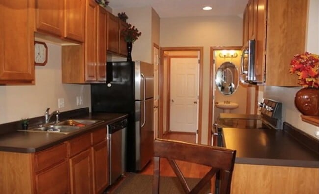 Photo - 5120 Yuma Ln N