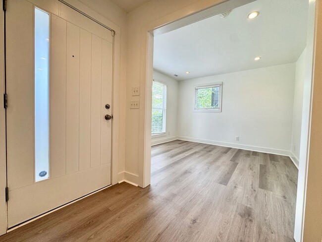 Photo - 3 Bed, 2.5 Bath Home w/ 2 Vehicle Carport and Fenced Backyard