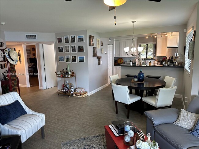 Photo - 15535 N Miami Lakeway Unit 109-23
