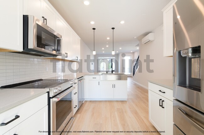 Building Photo - 14568 Westminster Way N Rental