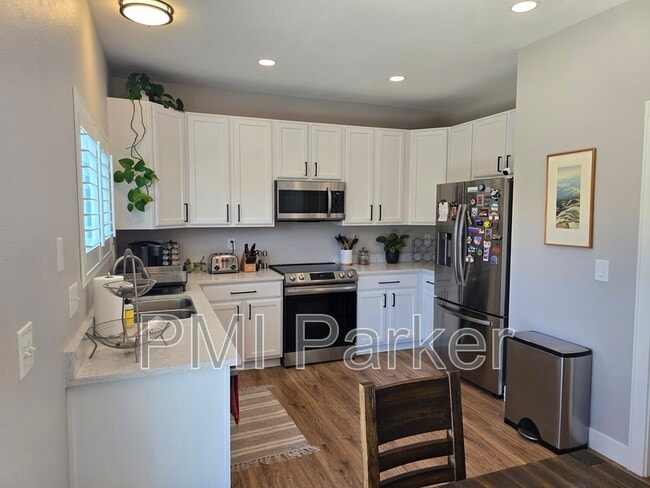 Photo - 7311 S Mobile St