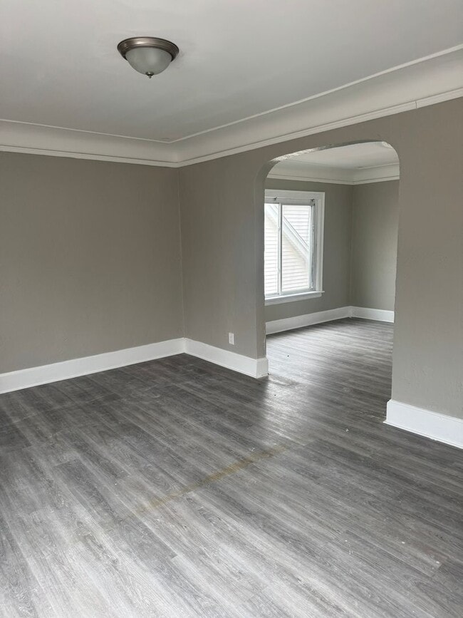 Photo - 15766 Hartwell St Unit Upper