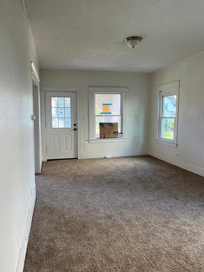 Photo - 126 Churchill Rd