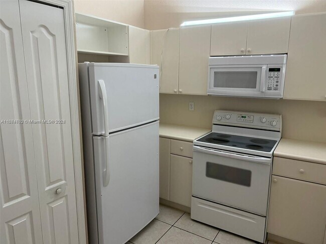 Photo - 1666 SE 27th Ct Unit 208
