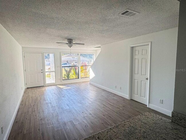 Photo - 1827 SW 108th Ln