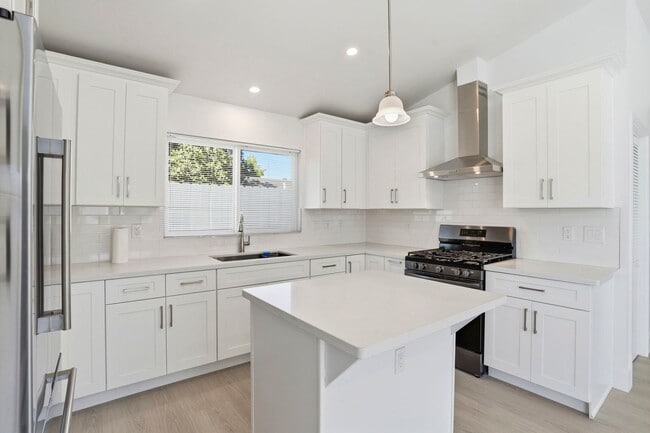 Photo - Just Built Two Bedroom Property! Casa