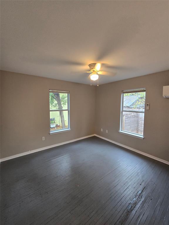 Photo - 1703 Maple Ave