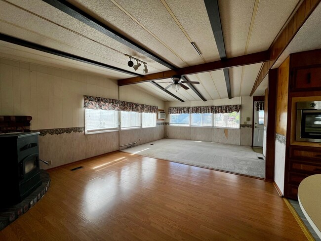 Photo - Non-Refundable & Security Deposit Total: $1300.00