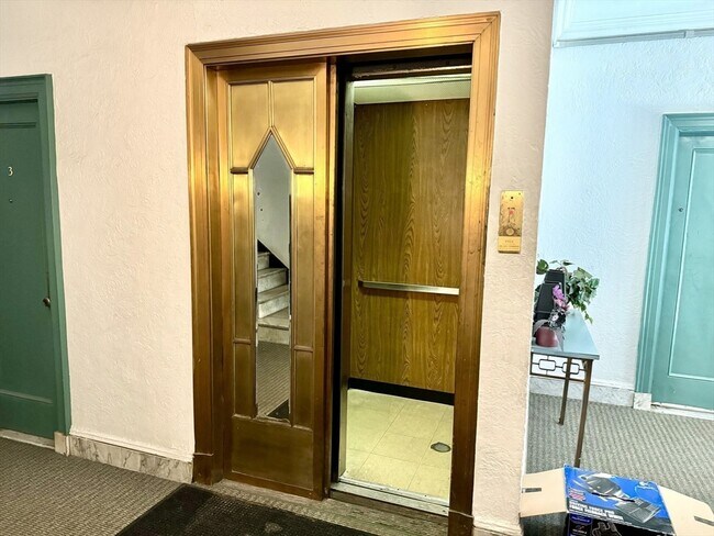 Photo - 48 Strathmore Rd Unit 23