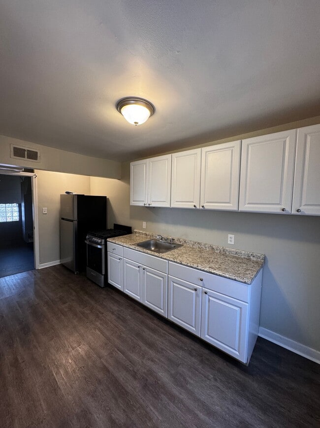 Photo - 122 Delaware Dr