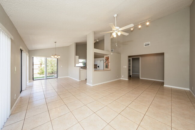 Photo - 80 Baytree Cir