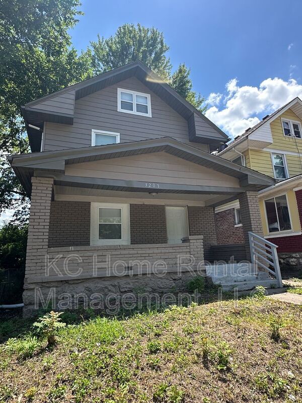 Building Photo - 3203 E 26th Terrace Rental