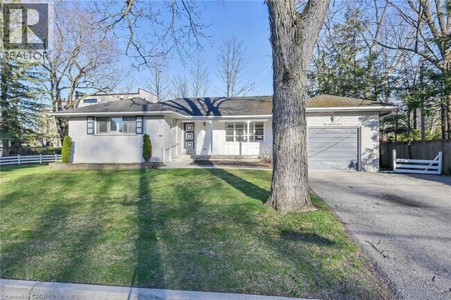 Photo - 112 Academy St