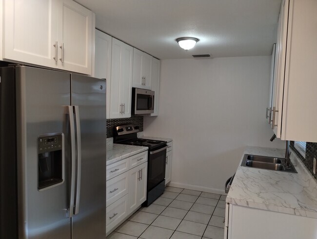 Photo - 8034 Orange Ave