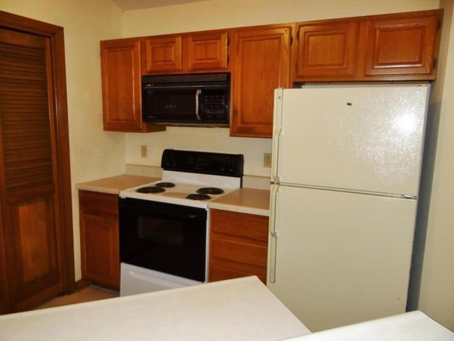 Photo - 1606 Park De Ville Pl