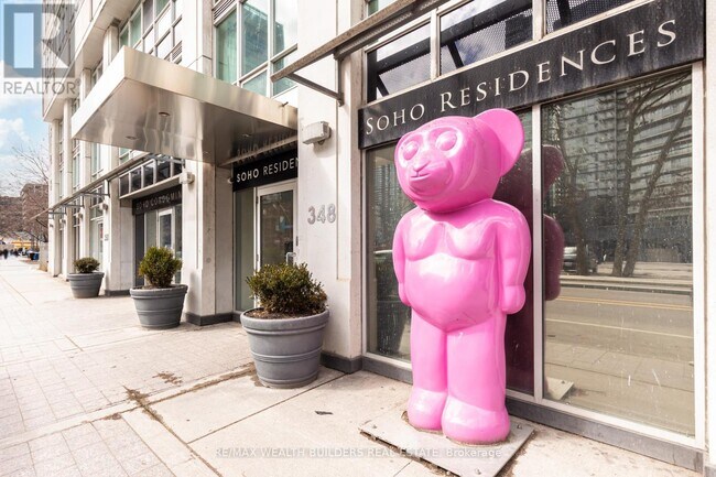 Photo - 350 Wellington St W Unité G09