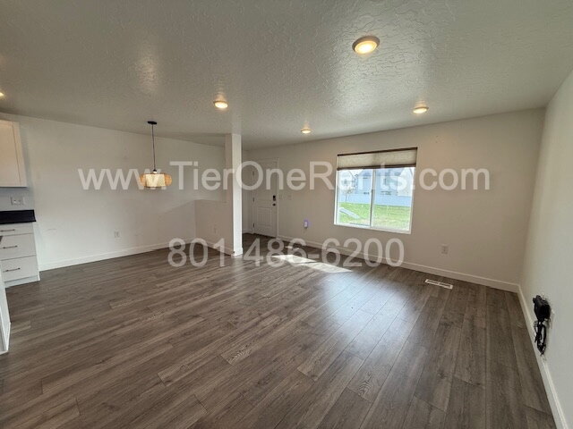 Photo - NO DEPOSIT option available for qualified ...