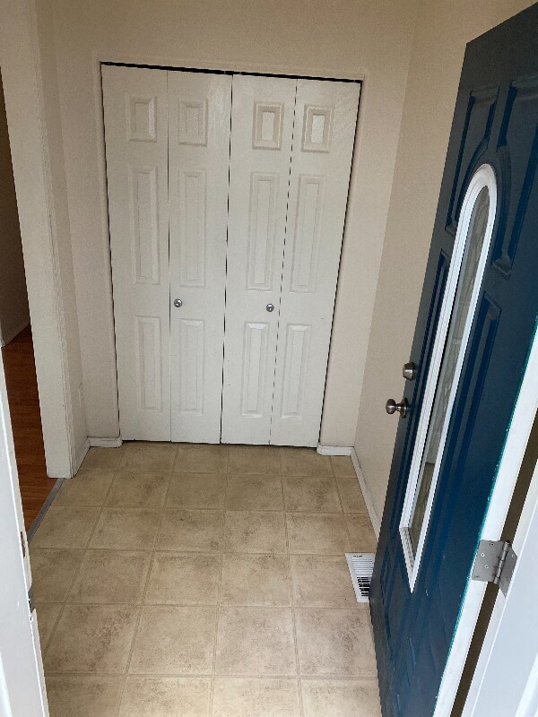 Photo - 237 N Park St Townhome