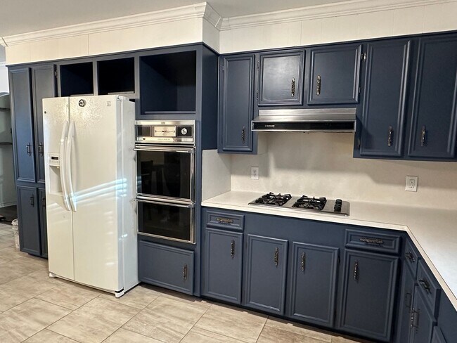 Photo - Rental in Groves, Tx