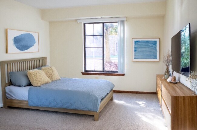 Photo - Greenwoods Apartments