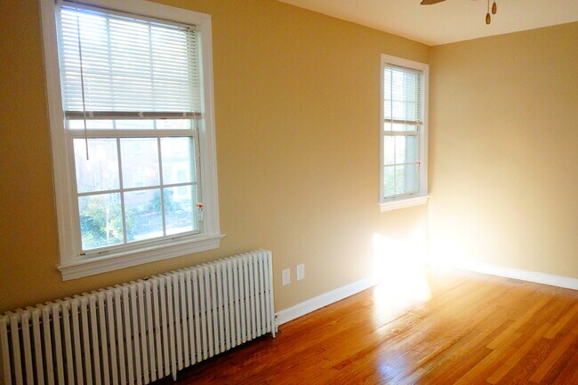 Photo - 8007 Garland Ave Unit 2