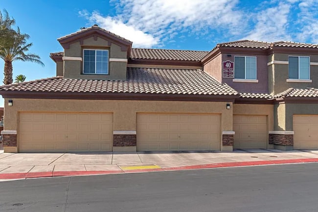 Building Photo - "Spacious 3-Bed Oasis with 2 Full Baths in Vibrant Las Vegas – 1,454 Sq Ft of Comfort!" Unit 2155