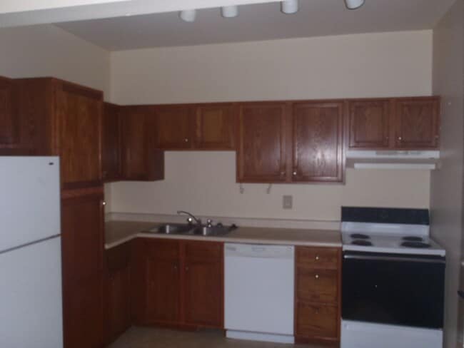 Photo - 936 Ludlow Ave Unit 936-02