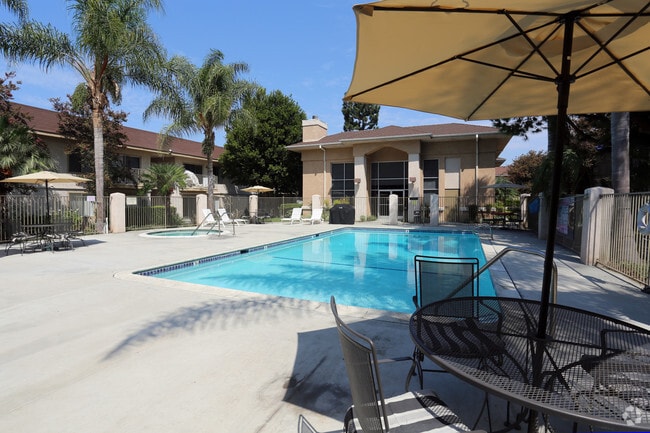 Photo - Hillcrest Village Senior Living