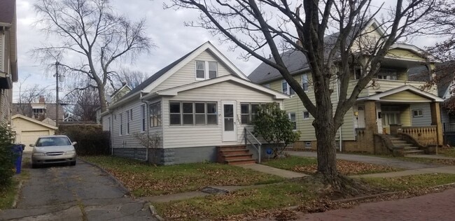 Photo - Jefferson Area - 3 Bedroom Single Family Home (between Lorain and Triskett)