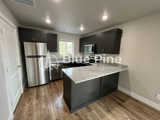 Photo - 1622 Hannah Ln