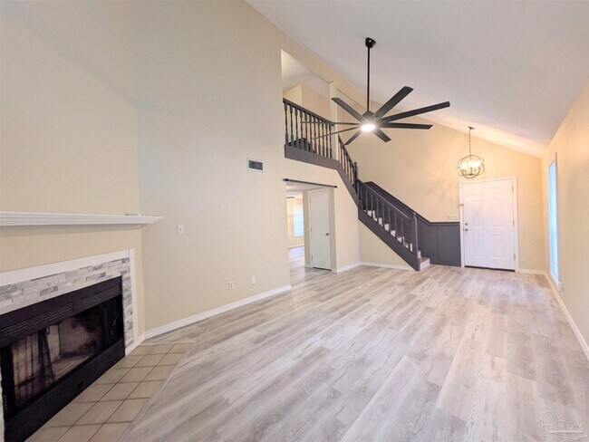 Photo - 7690 Old Hickory Dr