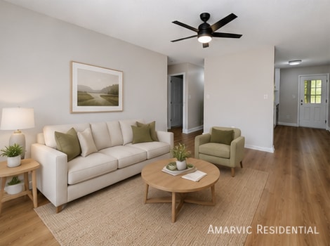 Photo - 2048 Godwin Ln