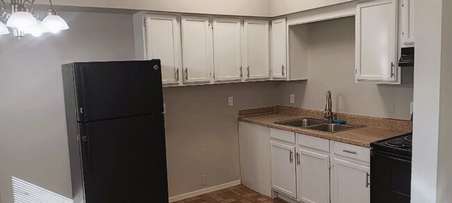 Photo - 50 N Casa Grande Ave Unit 5