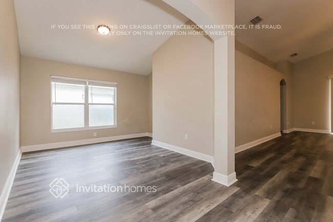 Photo - 513 Somerstone Dr
