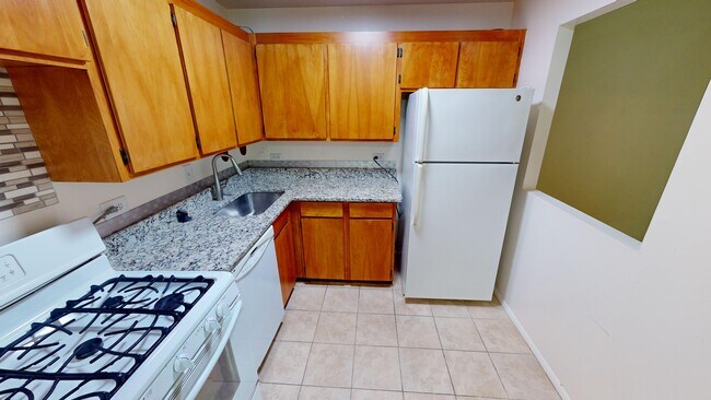 Photo - 511 1st St N Unidad 306