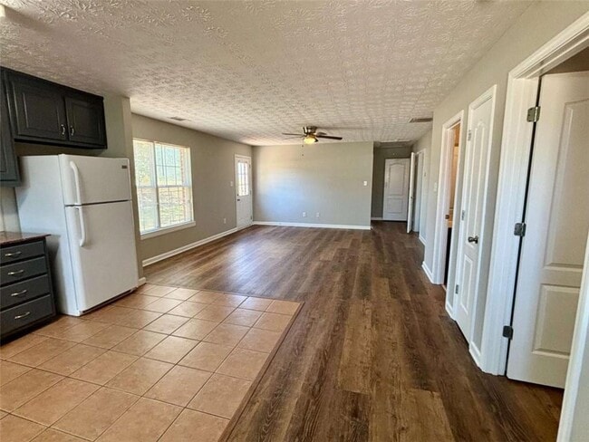 Photo - 500 Dove Way